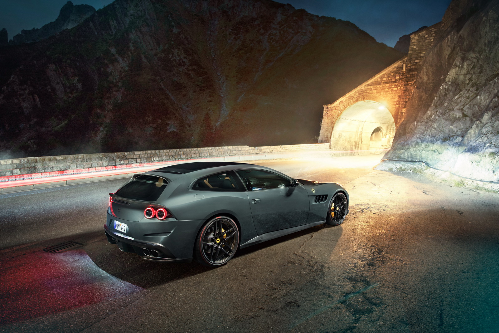 Ferrari GTC4Lusso T verkleedt zich bij Novitec Rosso