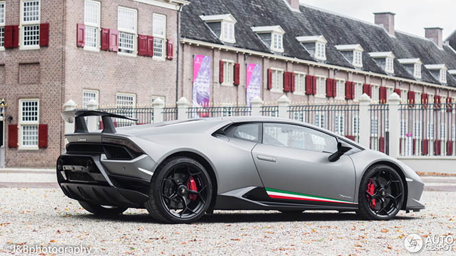 Spot van de dag: Lamborghini Huracán LP640-4 Performante