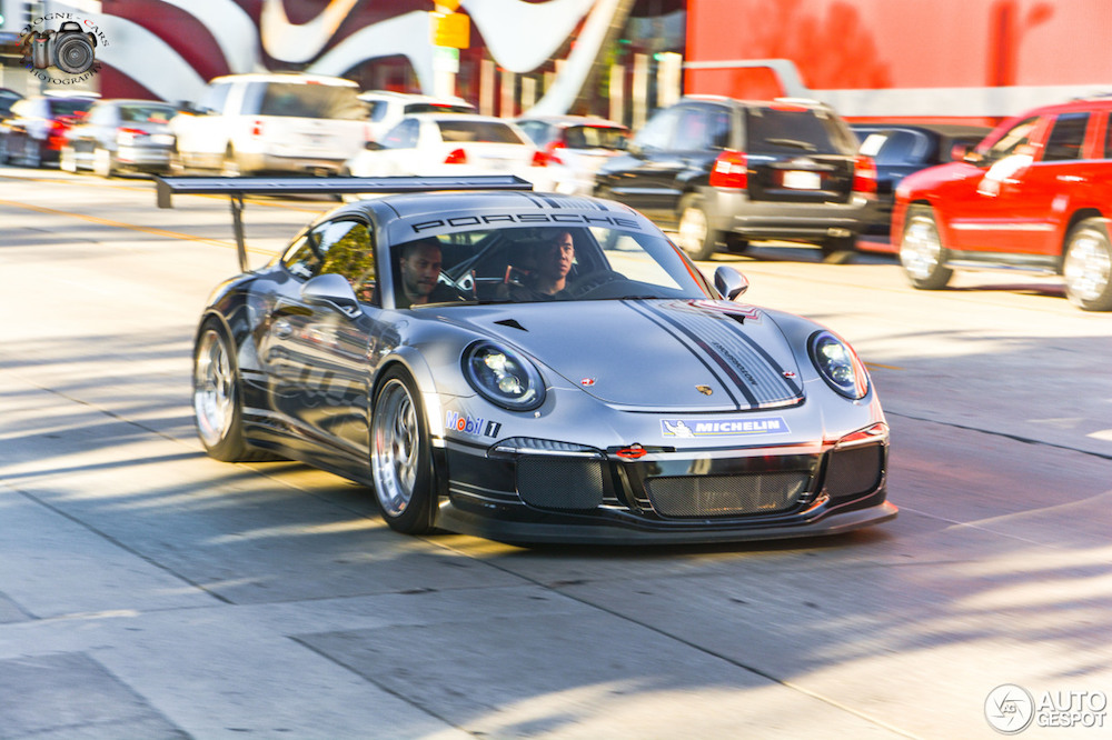 Gespot: Porsche GT3 Cup op kenteken