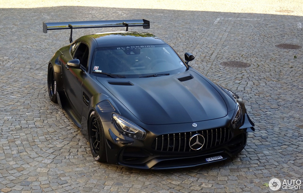Mercedes-AMG GT S kan zo het circuit op