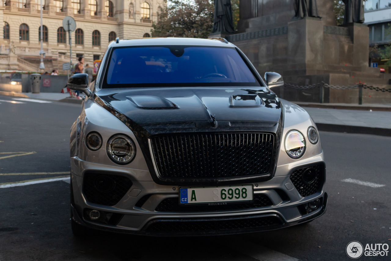 Bentley Bentayga Mansory schittert in het centrum van Praag