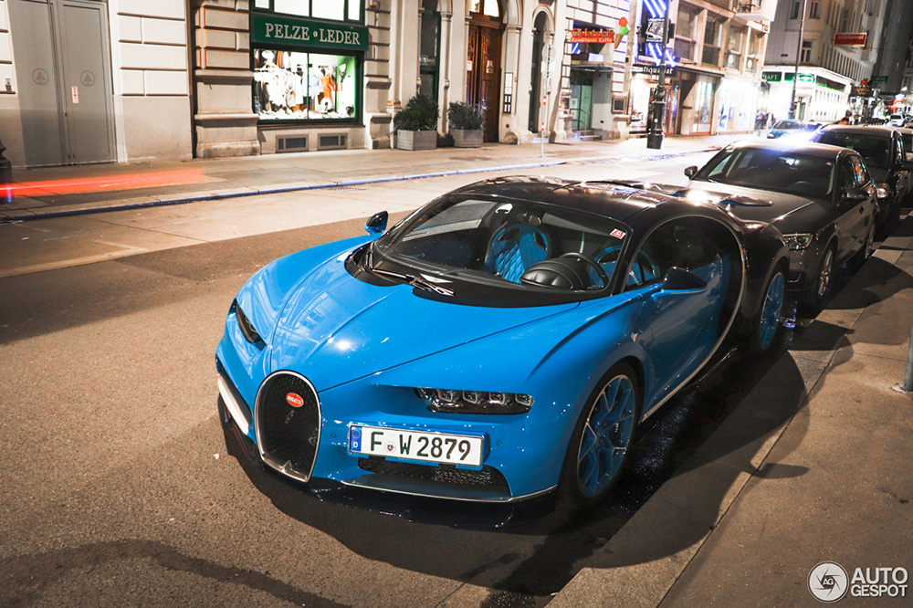 Eigenaar Bugatti Chiron is fan van blauw