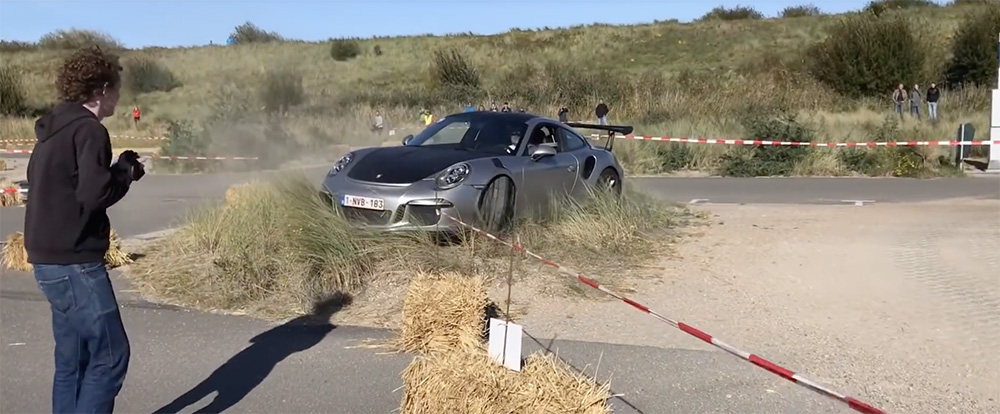 Filmpje: Porsche 991 GT3 RS gaat iets te enthousiast op bocht af