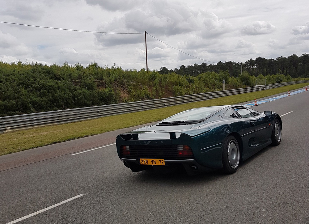 捷豹 XJ220 重返勒芒赛场