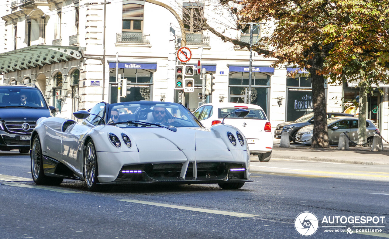 In Genève vind je nu deze Pagani Huayra Roadster