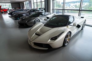 De Tailored for Speed-collectie: 42 zeldzame supercars gaan onder de hamer in Zürich