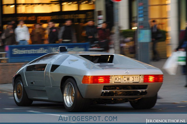 Gespot: Isdera Imperator 108i