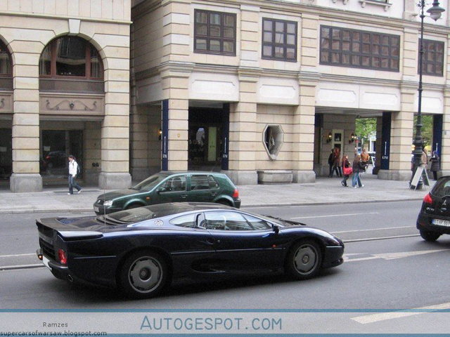 Topspot: Jaguar XJ220 in Berlijn