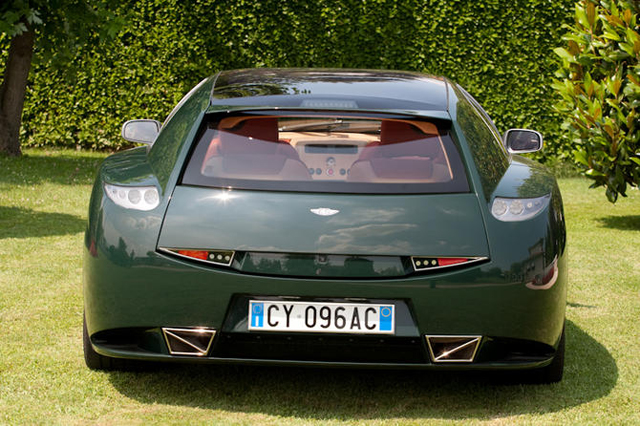 Opmerkelijke auto op basis van de Vanquish: Aston Martin EG