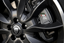 Jaguar introduceert Black Pack voor de XF