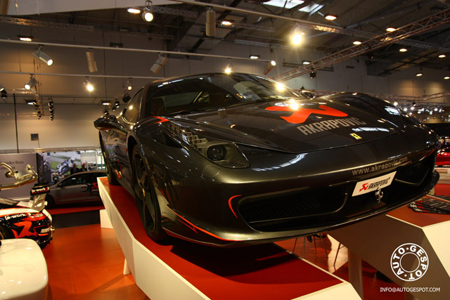 Essen Motor Show 2010: Ferrari 458 Italia door Akrapovic