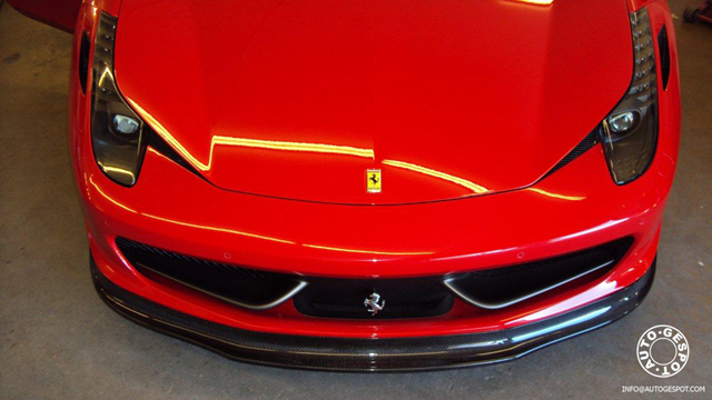 Hot: red Ferrari 458 Italia by Oakley Design