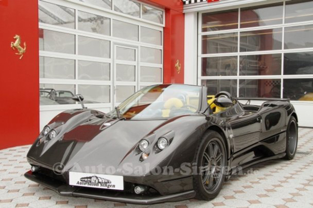 Zeer opvallende Pagani te koop bij Auto Salon Singen