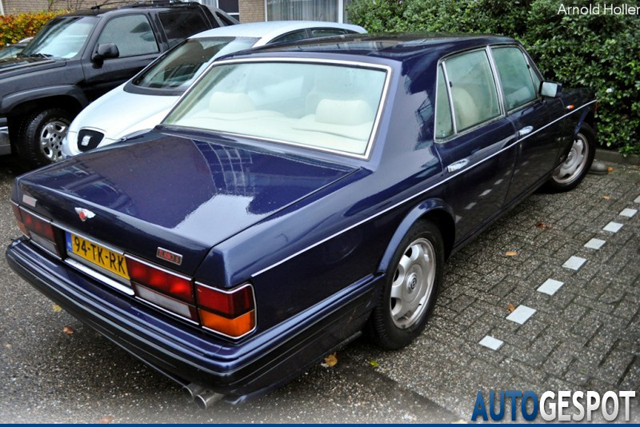 Gespot: Bentley Turbo S