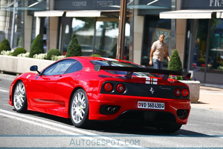 Ferrari Challenge Stradale crasht hard!