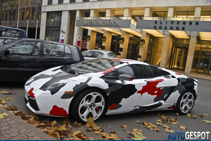 Strange sighting: Lamborghini Gallardo met camo-wrap