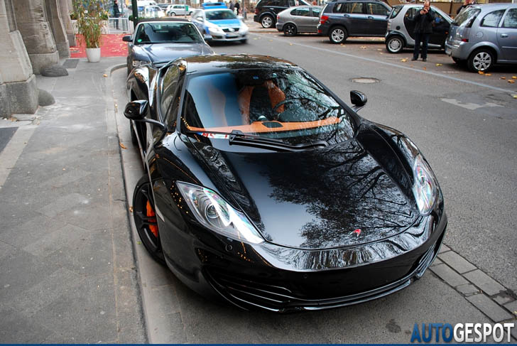 Topspot: McLaren MP4-12C in Düsseldorf