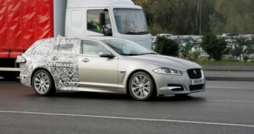 Jaguar showt XF Sportbrake, XF-R ook op komst?