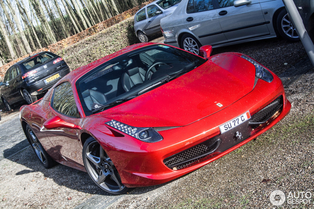 Spot van dag: Ferrari 458 Spider in Rosso Fuoco