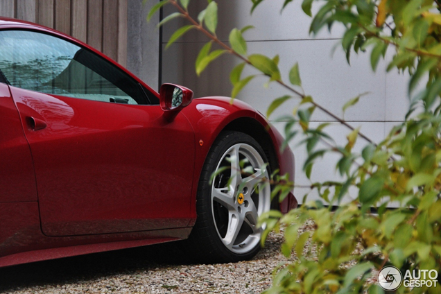 Spot van de dag: prachtig uitgevoerde Ferrari 458 Italia