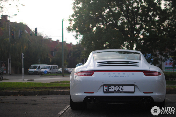 The Porsche 991 Carrera 4S is already spotted!