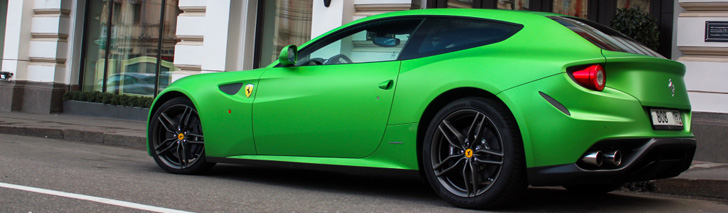 Toutes les couleurs de l'arc-en-ciel : la Ferrari FF