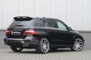 Poszerzona bestia: Mercedes-Benz Brabus ML63 AMG