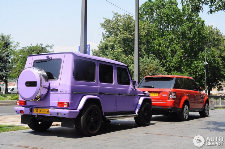 Mercedes-Benz G 55 AMG is paarse kubus