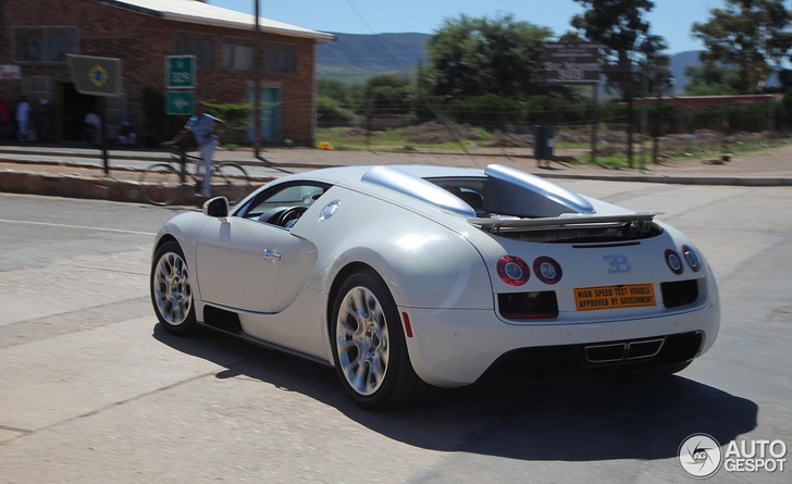 Aussi repérée en Afrique du Sud : une Bugatti Veyron 16.4 Grand Sport 