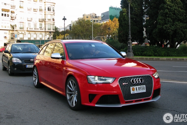 Avistamiento del día: Audi RS4 B8