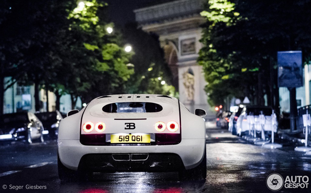 De sublimes photos d'une Bugatti Veyron 16.4 Super Sport à Paris
