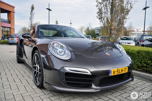 Spot van de dag: Porsche 991 Turbo S
