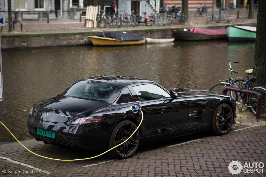 Spot van de dag: Mercedes-Benz SLS AMG Electric Drive