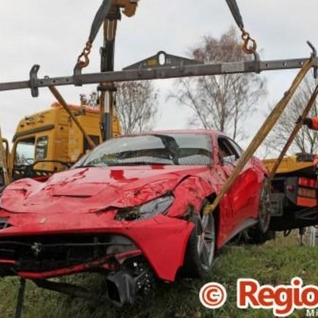 Proefrit met Ferrari F12berlinetta eindigt in drama!