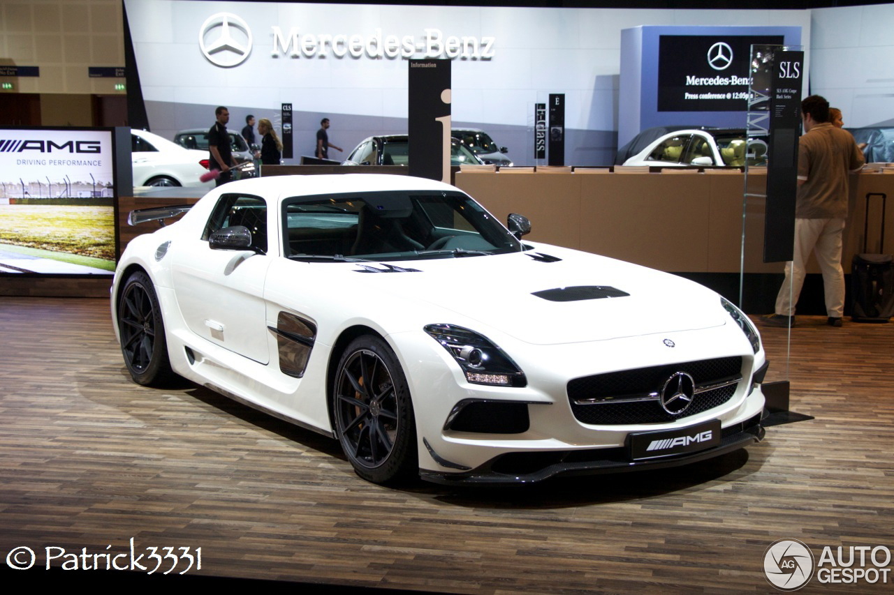 Dubai Motor Show 2013: Mercedes-Benz AMG