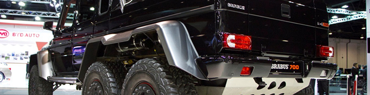 2013 杜拜车展: Brabus 700 6x6 & AMG 6x6
