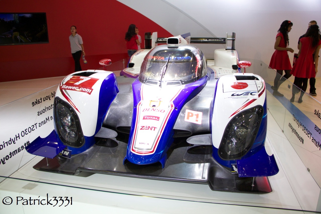 Dubai Motor Show 2013: le auto che non avete ancora visto