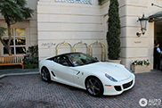 Topspot: Ferrari SA Aperta in Bianco Avus