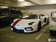 Une magnifique Aventador avec un striping sportif