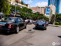 Drie luxepaarden in Ho Chi Minh City gespot