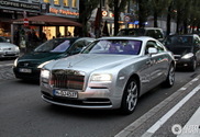 La Rolls-Royce Wraith sta meglio in grigio?