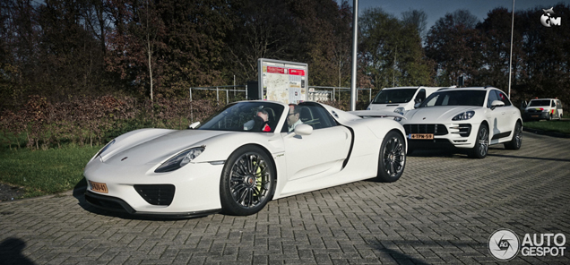 Spot van de dag: Porsche 918 Spyder