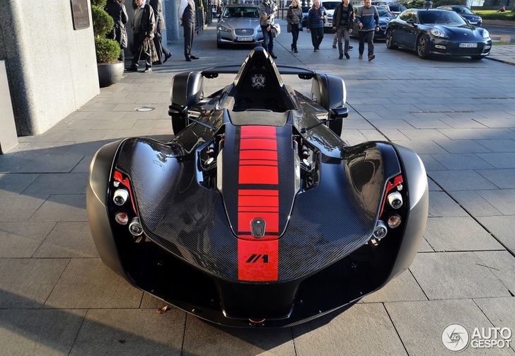 BAC Mono is een carbon fiber circuitmonster