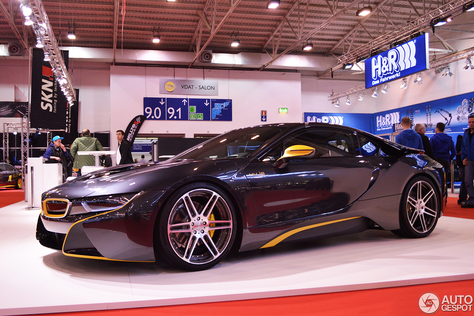 Essen Motor Show 2014: Manhart i8