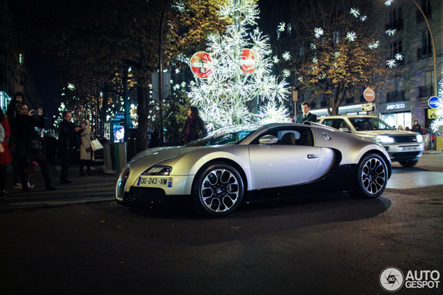 In de kerststemming komen met deze Bugatti