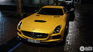 Spot van de dag: gele Mercedes-Benz SLS AMG Black Series in Druten
