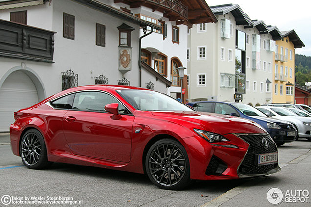 Gespot: Lexus RC F in Tirol