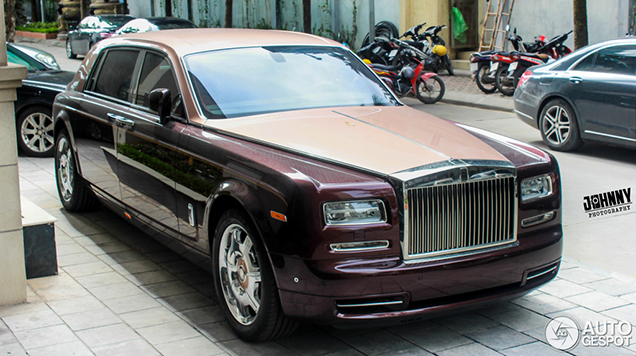 Gespot: Rolls-Royce Phantom EWB Dong Son Collection