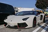 Touring Lamborghini in Tokyo brengt mooie club samen