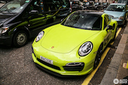 Catching the eye in a 911 Turbo S, it is possible!